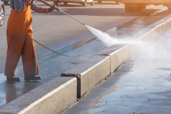 Commercial Concrete Cleaning in Rockledge