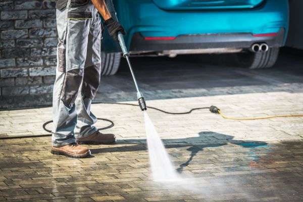 Driveway Pressure Washing in Rockledge