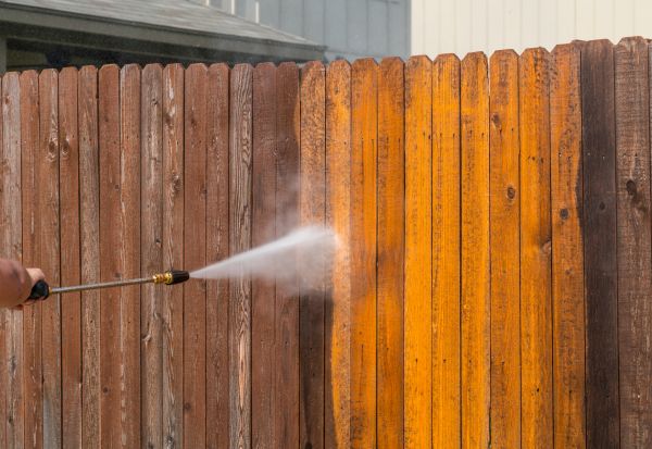 Fence Power Washing in Rockledge