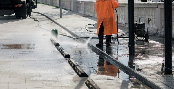 Parking Lot Pressure Washing in Rockledge