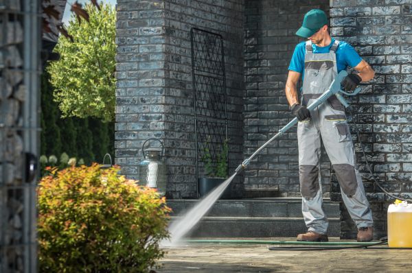 Outside House Cleaning in Rockledge