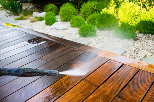 Deck Cleaning in Rockledge