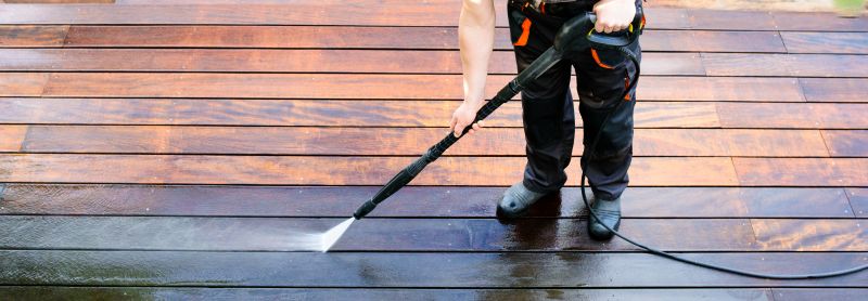 Deck Cleaning Services